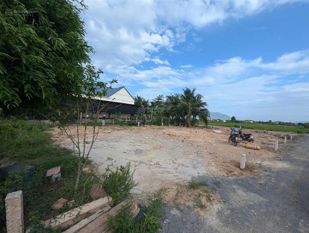 Bán nhanh lô đất tại hòa thiện, ninh an chỉ nhỉnh 2xx đất full thổ cư
