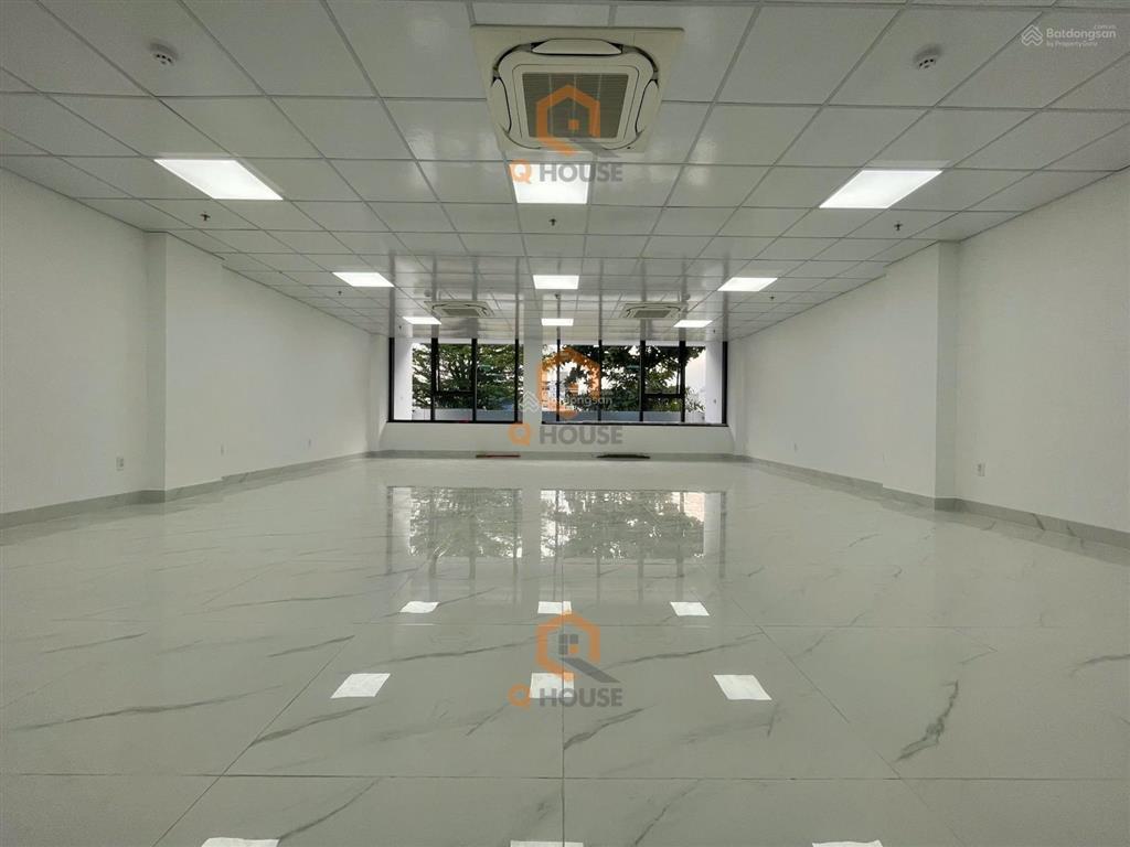 03 tòa nhà văn phòng mới ngay trương văn bang 16*20m, hầm, 6 tầng suốt, thang máy, 250 triệu/tháng
