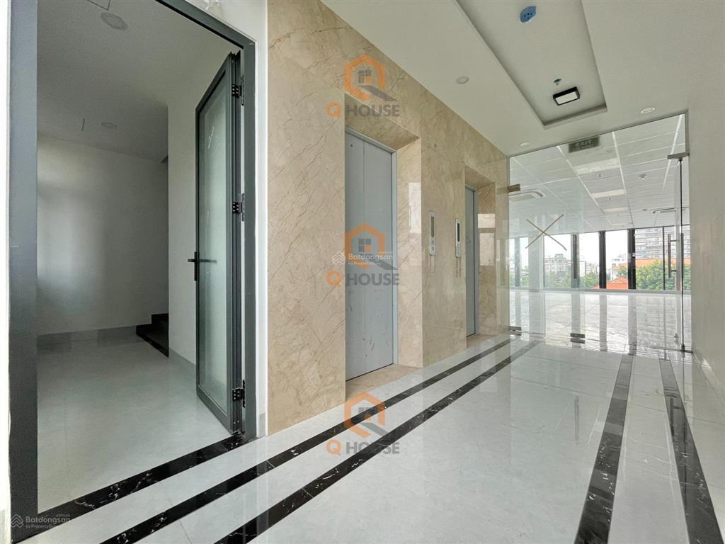 03 tòa nhà văn phòng mới ngay trương văn bang 16*20m, hầm, 6 tầng suốt, thang máy, 250 triệu/tháng