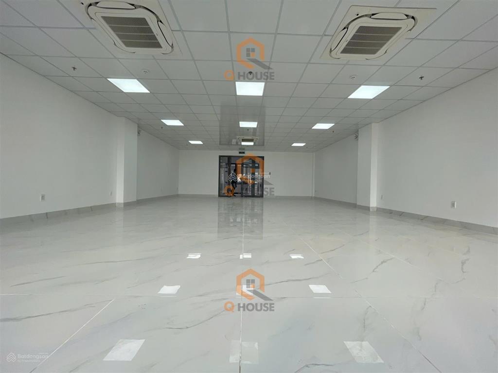 03 tòa nhà văn phòng mới ngay trương văn bang 16*20m, hầm, 6 tầng suốt, thang máy, 250 triệu/tháng