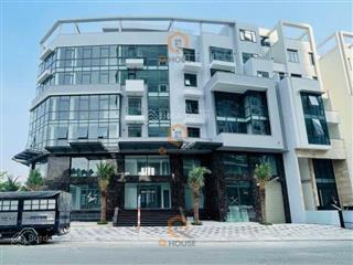 Tòa nhà "mới" mặt tiền sông trần qúy kiên 10*24m, hầm, 7 tầng suốt, thang máy, 250 triệu/tháng