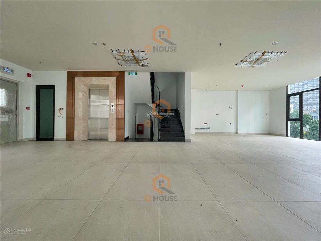 05 tòa nhà "mới" trương văn bang  bát nàn 8*20m, 10*20m, 14*20m, hầm, 7 tầng 100  200 triệu/tháng