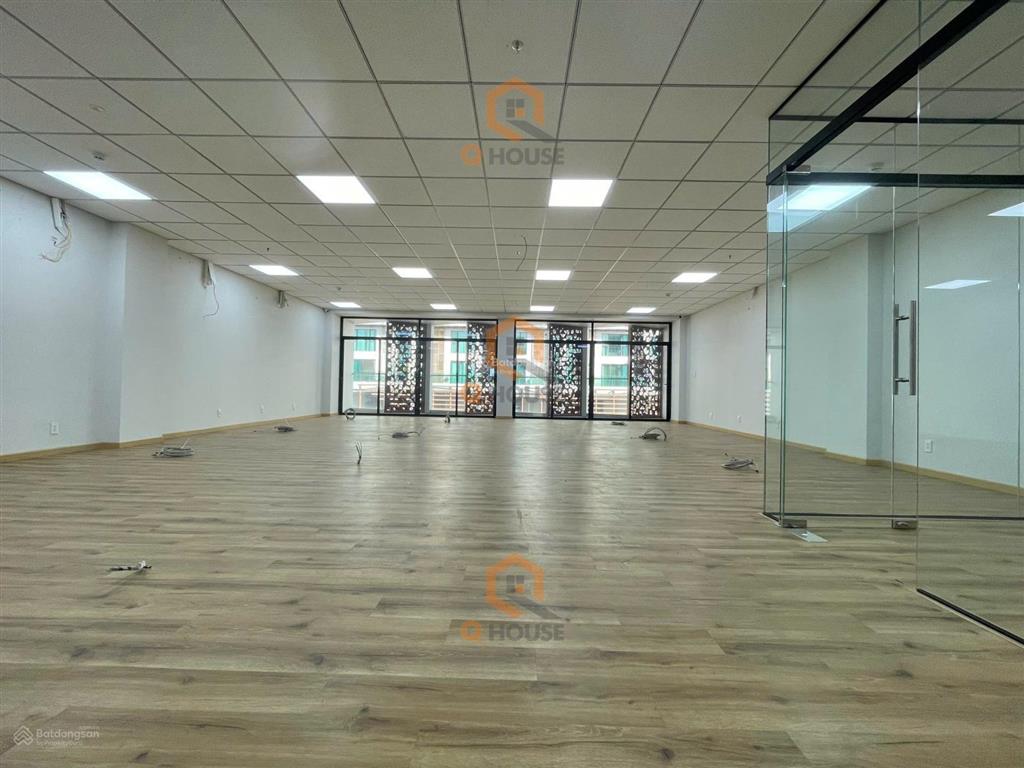 05 tòa nhà "mới" trương văn bang  bát nàn 8*20m, 10*20m, 14*20m, hầm, 7 tầng 100  200 triệu/tháng