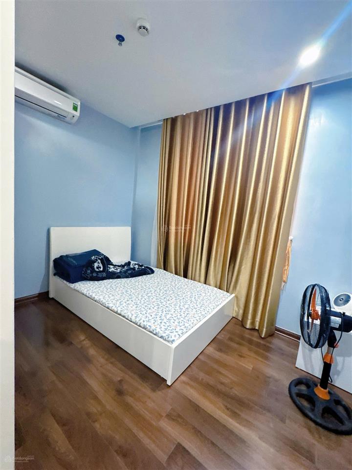 Cần bán căn góc 3pn đầy đủ nội thất, nhà mới đã có sổ, tiện ích đầy. chung cư tecco diamond