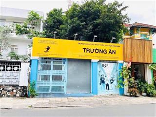 Cho thuê villa mặt tiền 17a tú xương, p.võ thị sáu, quận 3  dt 8m x 28m, 1 trệt 2 lầu