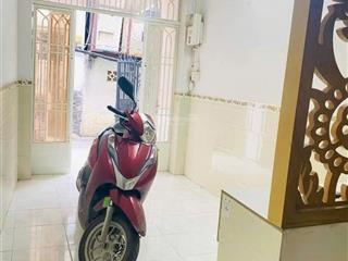 Ngay ga sài gòn, vị trí tuyệt vời, hẻm trần văn đang thông với khu ẩm thực bậc nhất