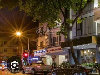 Bán khách sạn phố lò sũ, 15 tầng, view hồ hoàn kiếm. 790 tỷ.