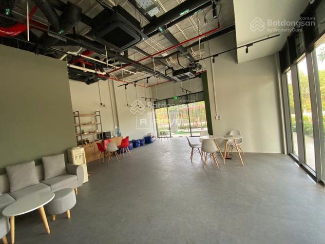 Bán gấp shop khối đế chiết khấu ngay 5 tỷ cho thuê 2530tr/ tháng ngay mặt sảnh bs11