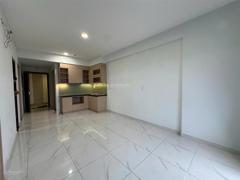 Bán gấp căn hộ 2pn, 2wc, 65m2 tại lovera vista, bình chánh, 3,15 tỷ