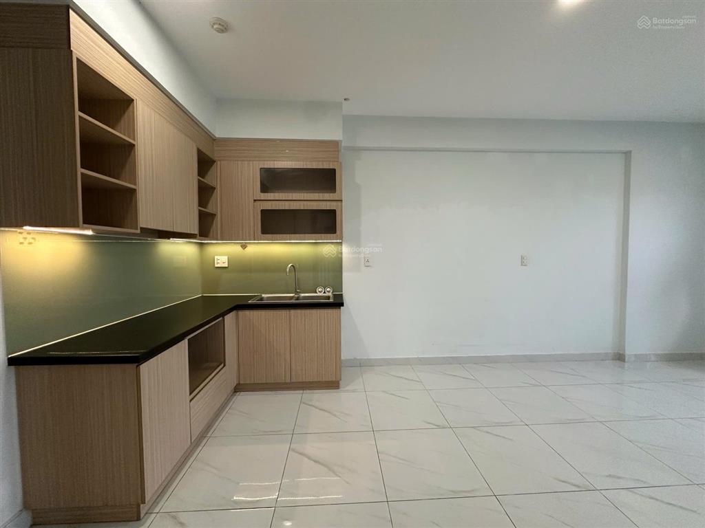 Bán gấp căn hộ 2pn, 2wc, 65m2 tại lovera vista, bình chánh, 3,15 tỷ