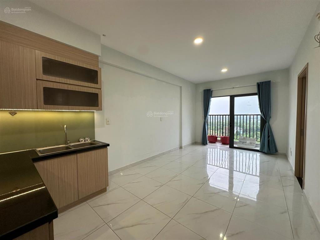 Bán gấp căn hộ 2pn, 2wc, 65m2 tại lovera vista, bình chánh, 3,15 tỷ