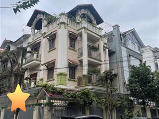 Bán biệt thự quyền lực vip nhất phố mỹ đình, diện tích 155m2, 4 tầng, mặt tiền 30m  giá 42 tỷ