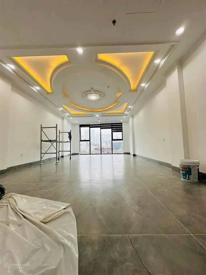 Bán tòa văn phòng, mặt phố hồ tùng mậu vị trí đắc địa, kinh doanh đỉnh 65m2  8 tầng bề thế