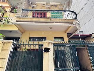 Bán đất tặng nhà phố hoàng quốc việt phân lô ôtô tránh vỉa hè trước sau, mặt tiền 7m giá hơn 30 tỷ