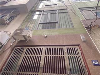 Giá đầu tư 11 tỷ nhỉnh, bán nhà đẹp ở luôn phố mễ trì, dt 60m2 x 5 tầng, 4 phòng ngủ, vài bước chân