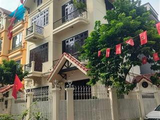 Bán nhanh biệt thự mỹ đình, dt 155m2 lô góc 4 tầng mặt tiền 22m gara oto giá 42 tỷ