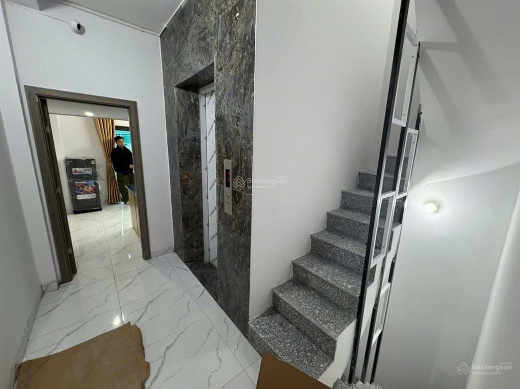 Đã giảm 3 tỷ, giá mới 12 tỷ nhỉnh, 60m² x 7t, bán tòa cc mini phố lê quang đạo, doanh thu 80tr/th