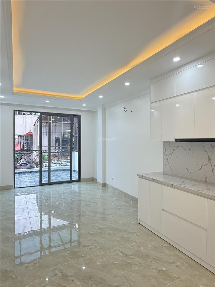 Bán nhà, thang máy, ô tô vào nhà phố trần quốc vượng, cầu giấy 48m2 x 7t giá 14 tỷ nhỉnh