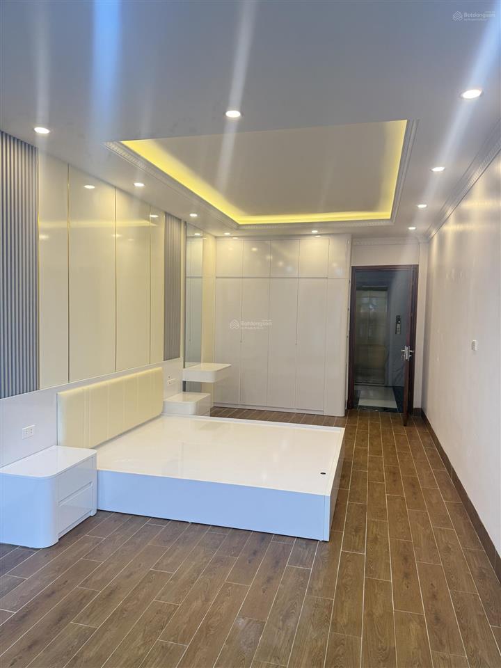 Bán nhà, thang máy, ô tô vào nhà phố trần quốc vượng, cầu giấy 48m2 x 7t giá 14 tỷ nhỉnh