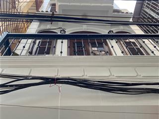 Nhà đẹp xuân thủy 45m2, 4 tầng, lô góc 3 mặt ngõ, ô tô kinh doanh đỉnh 15,2 tỷ