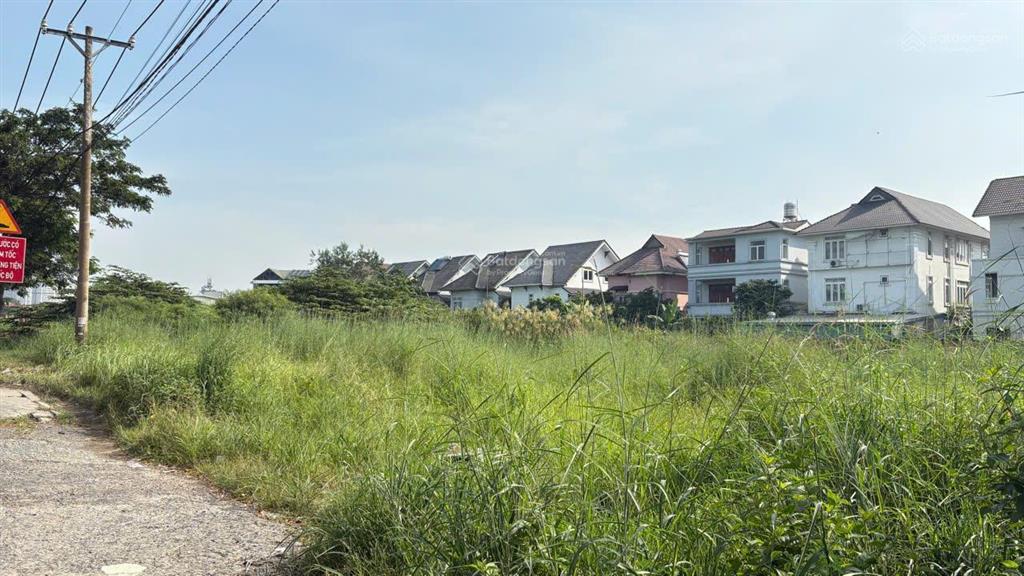 2.000m2 mt võ chí công ngay vòng xoay ph 45x45 ~ 2000m2, 950m2 thổ cư, showroom gara vip 55tr/m2