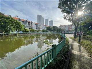 Bán 42 tỷ biệt thự 7.5x20m (hoàn thiện phần thô) nhà view hồ, kv kdc himlam quận 7  0908 935 ***