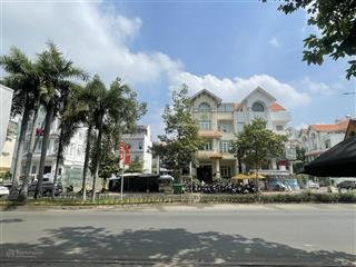 Bán lô đất 86,8 tỷ dt 200m2 đường nguyễn thị thập đường chính kdc himlam quận 7  0908 935 ***