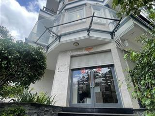 Khan hiếm bán nhà căn góc 2 mt kdc himlam q7 dt 137,5m2 + hđt 85tr gb 45 tỷ  0908 935 ***