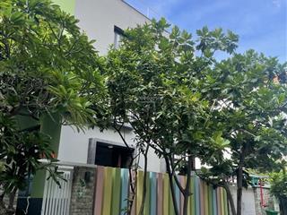 Bán gấp cặp biệt thự hợp khối 400m2 kdc him lam bán 82 tỷ & sang hđt  0908 935 ***