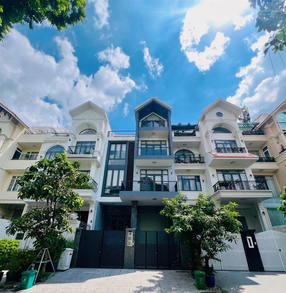 Biệt thự đẳng cấp kdc himlam đ.16m, số nhà 38, view hồ kv, có tm giá 49,5 tỷ  0908 935 ***