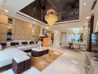 Cho thuê cc 4pn, 3wc tại vinhomes central park, 65 triệu, 188m2, q. bình thạnh, hcm