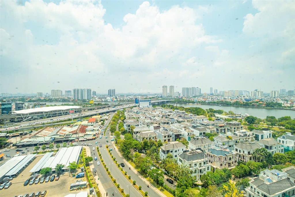 Bán cc vinhomes central park, 20 tỷ, 155m2, 4pn, 3wc, đông, nam, giá siêu hời uy tín