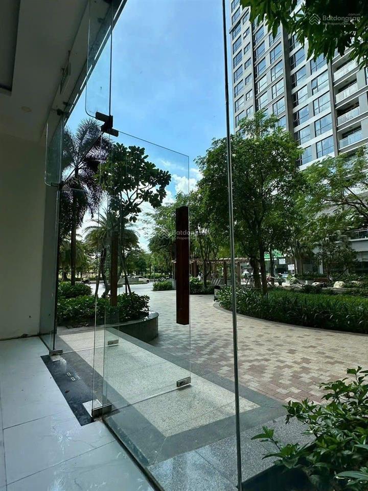 Bán shophouse tại vinhomes central park, 48 tỷ, 180m2 bao đẹp chỉ với