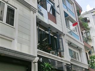 Nhà đẹp 5 tầng ngay phạm văn đồng. khu phân lô đồng bộ an ninh cao cấp oto đậu cửa. 4pn 4wc