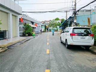 Nhà phố 97m2 hoàn công chuẩn. ngay trung tâm long trường, cách quận 2 chỉ 7 phút.đường ô tô tới nhà