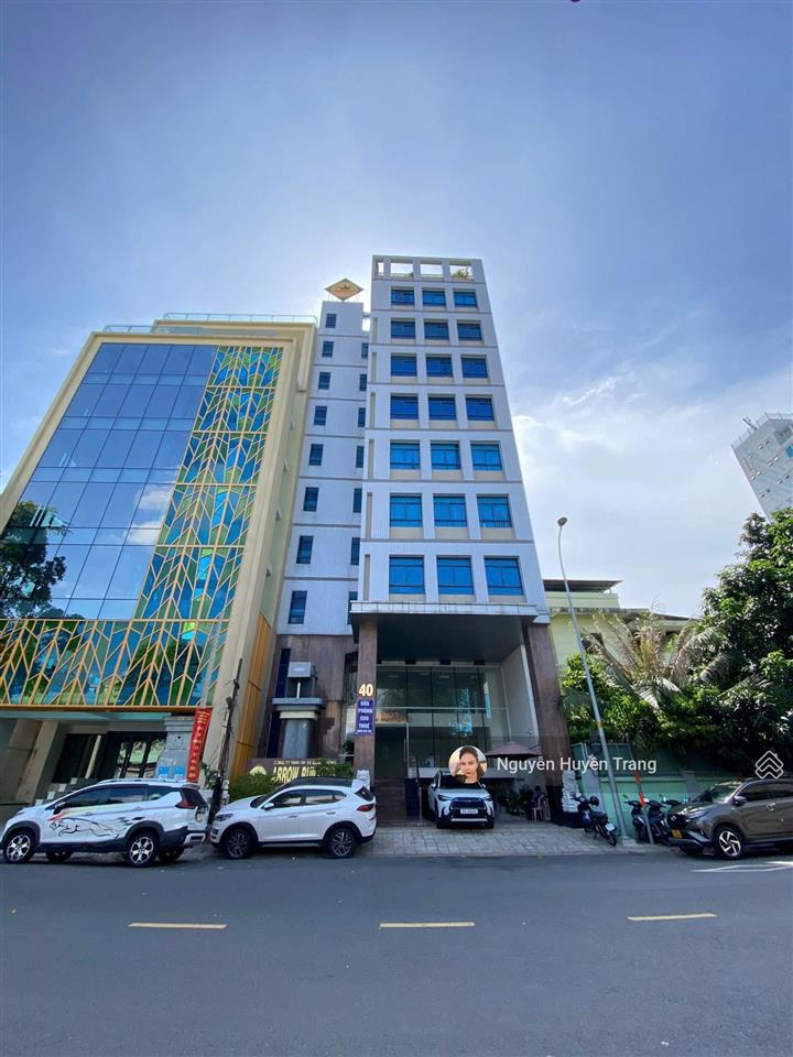 Chuyển nhượng building vip nhất khu sân bay mt hoàng việt  út tịch p4 tb 14 x20m 2h 10t giá 149 tỷ