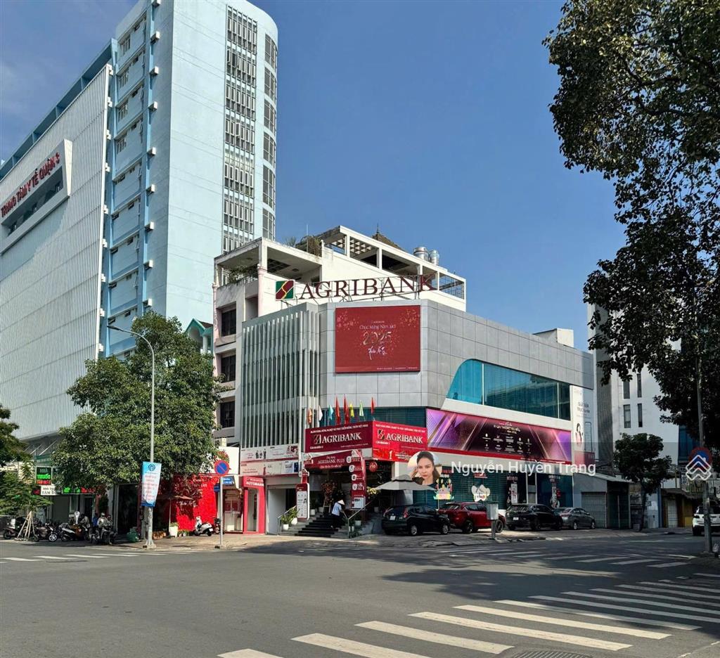 Cực khan hiếm! sp góc mt nam kỳ khởi nghĩa  đbp p7 q3  12x24m  3 tầng  hđt 220tr/th chỉ 115 tỷ