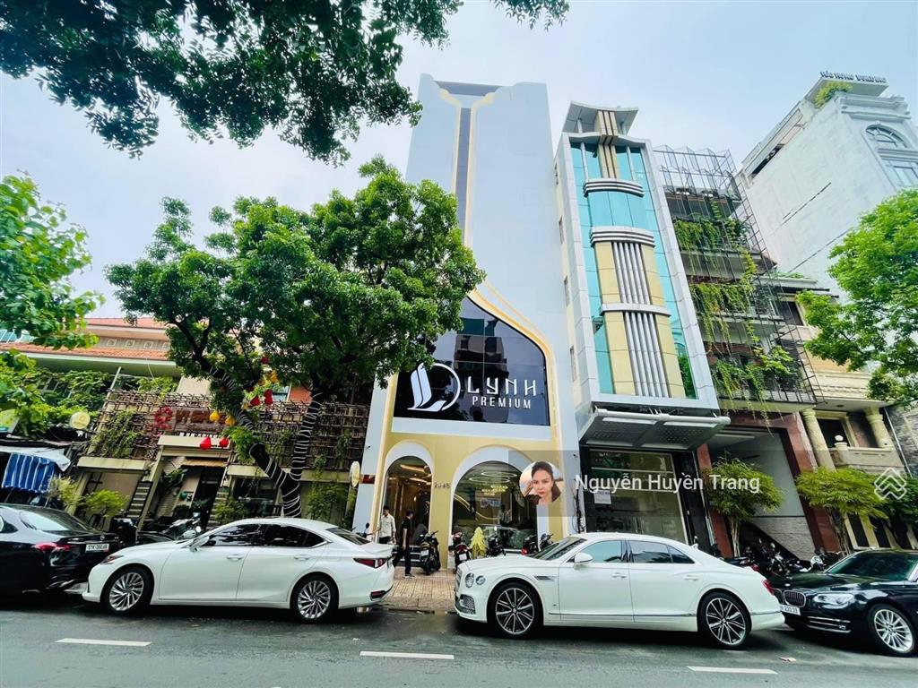 Tin thật 100%! tòa nhà chdv 7 tầng mt lê quang định p14 bt  8 x 40m hđt 270tr/tháng siêu rẻ 65 tỷ