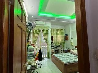 Nhà đẹp 3 tầng khu vip tân sơn nhì, 43m2 giá 5.1 tỷ, sát mt đường