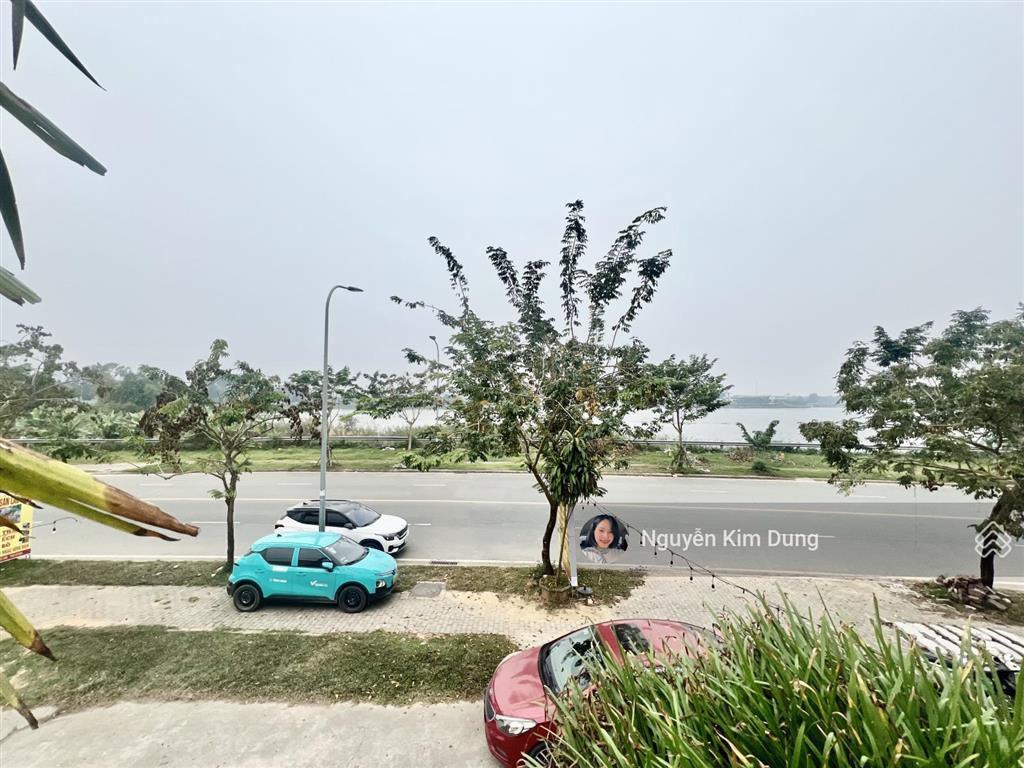 Đất nền mặt hồ tân xã, thạch thất  2 mặt tiền  full thổ cư cạnh trường đại học fpt hoà lạc