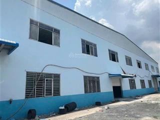 Cho thuê xưởng nguyễn văn bứa hóc môn. giá 85 triệu đất 2400m2 xưởng 1000m2 container