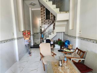 Nhà mặt tiền bà điểm, tiện kinh doanh buôn bán, sổ hồng riêng, đường 10m
