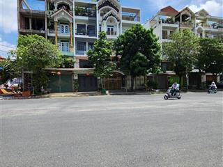 Bán đất khu dân cư an sương, mặt tiền đường 30m, dt 4,5x20m