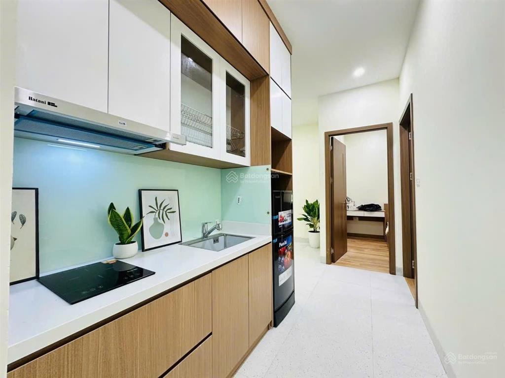 Toà chdv cầu giấy, 140m*6t*15p kk dạng 2ngủ 1khách. máy in tiền siêu đẹp. đủ pccc & gpxd, sđcc