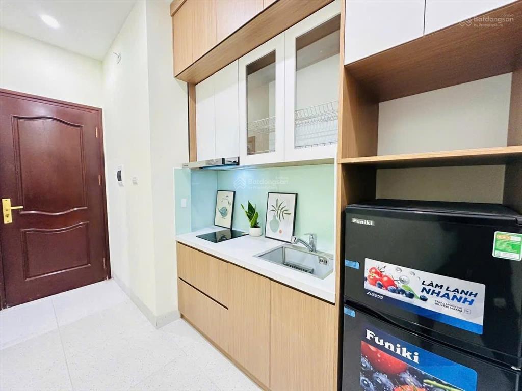 Toà chdv cầu giấy, 140m*6t*15p kk dạng 2ngủ 1khách. máy in tiền siêu đẹp. đủ pccc & gpxd, sđcc