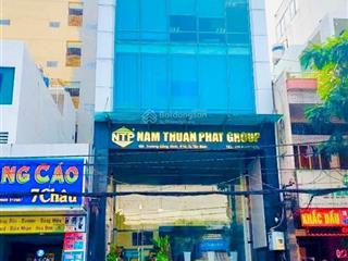 Mặt tiền cách mạng tháng 8 ngay vòng xoay dân chủ quận 3