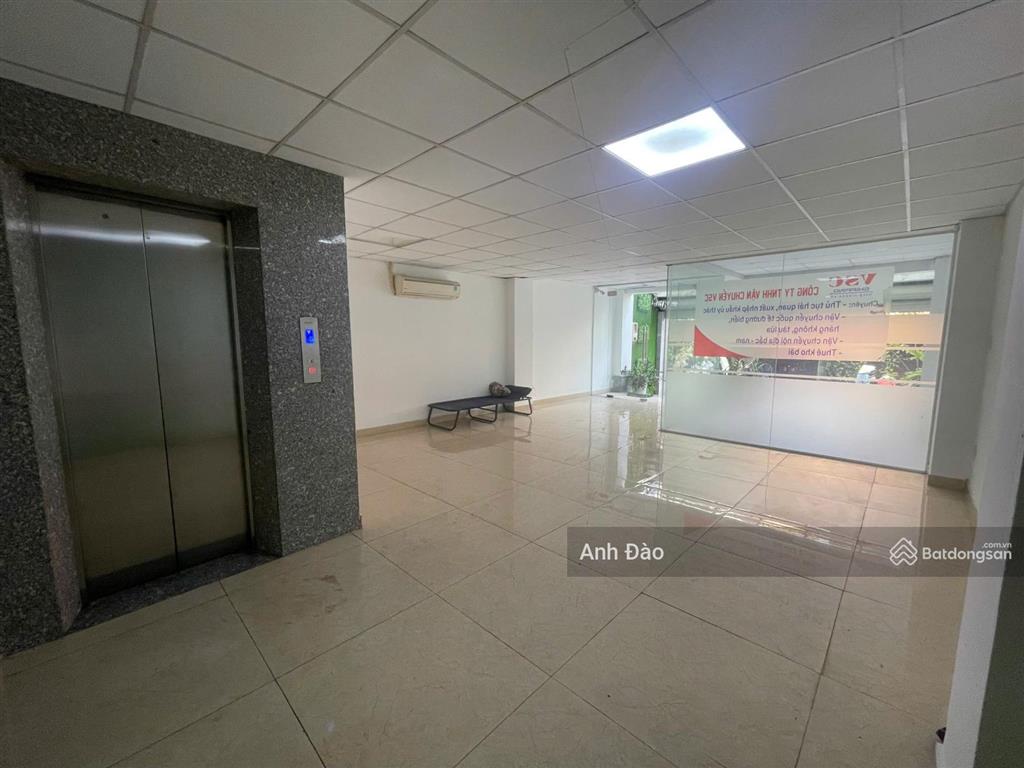 Cho thuê nhà góc 2 mặt tiền đường ba tháng hai q10 nguyễn tri phương