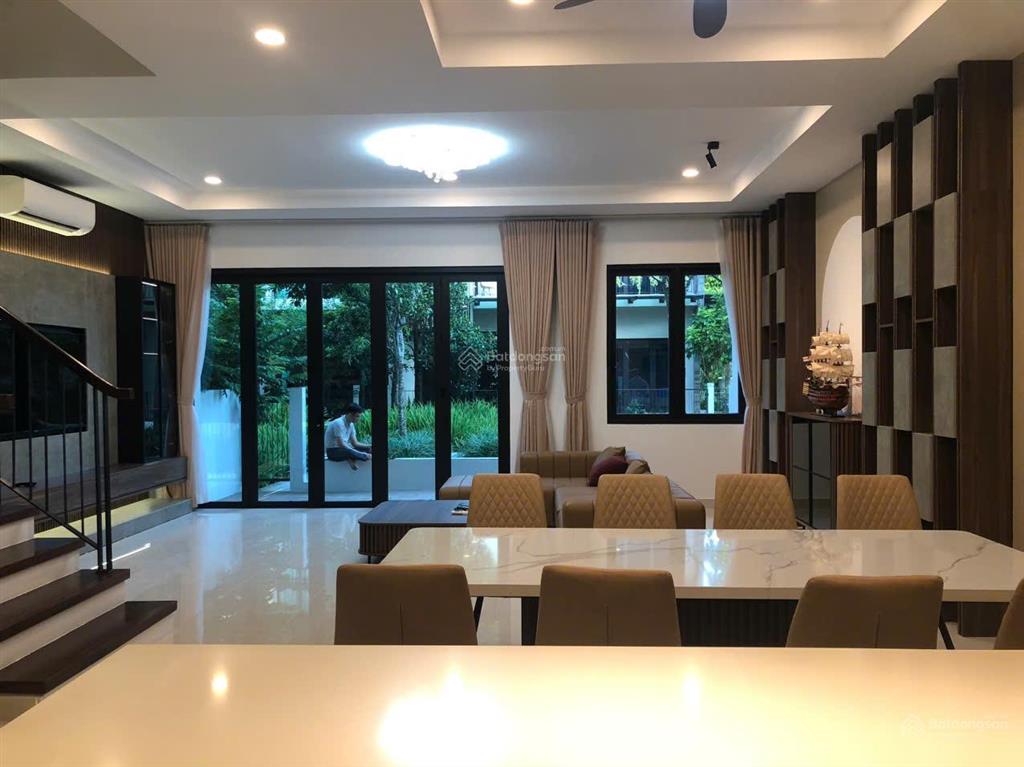 Parkcity hà đông cần bán căn biệt thự liền kề 154m2, 220 m2 full nội thất