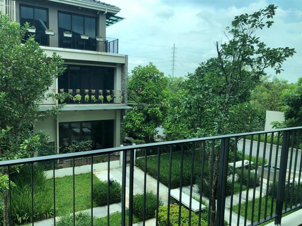 Parkcity hà đông cần bán căn biệt thự liền kề 154m2, 220 m2 full nội thất