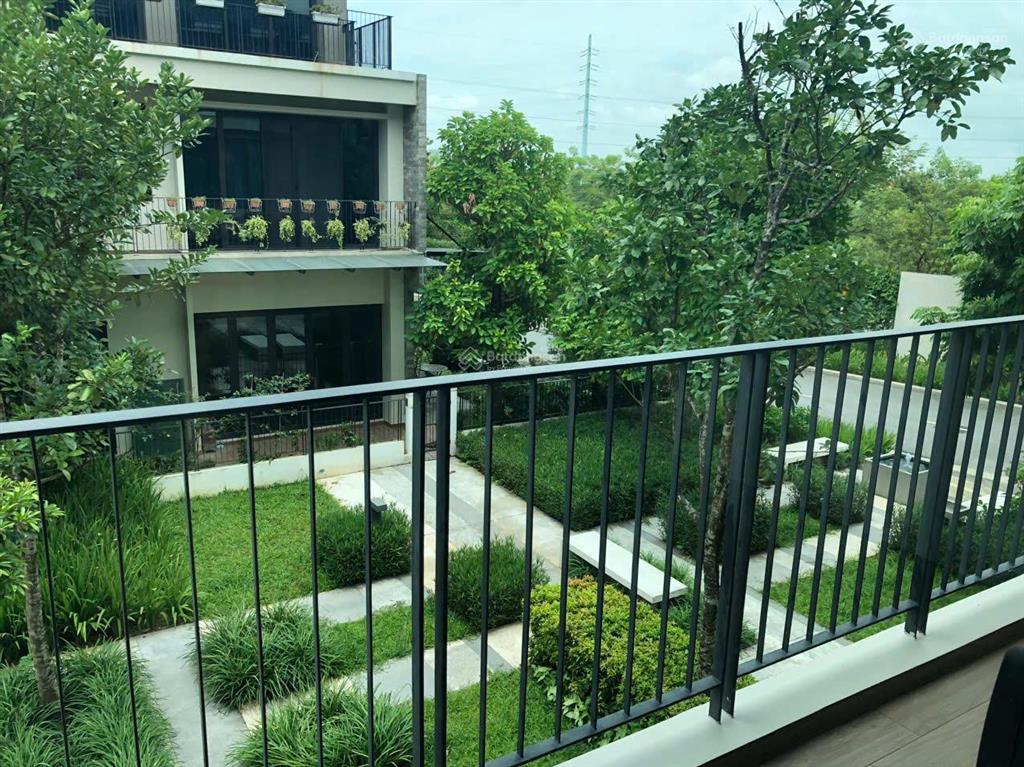 Parkcity hà đông cần bán căn biệt thự liền kề 154m2, 220 m2 full nội thất